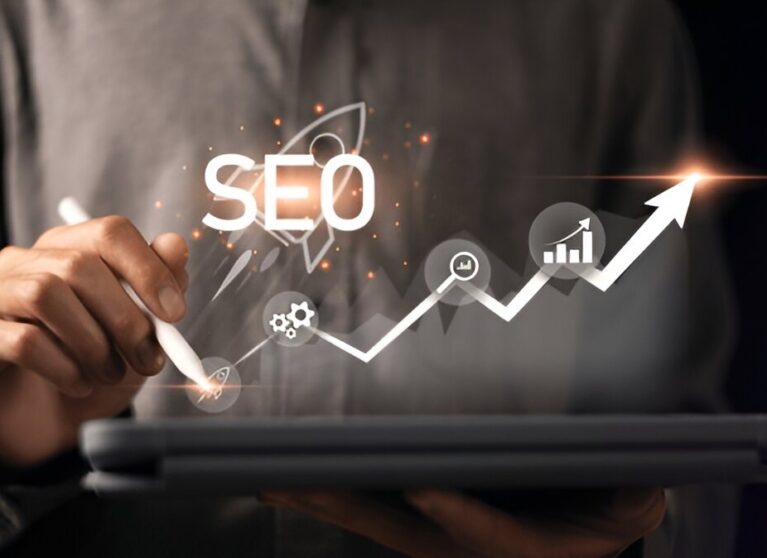 Akár van egy webshopod, céges weboldalad vagy blogod, a SEO – vagyis keresőoptimalizálás – az egyik legfontosabb eszköz lehet a kezedben, ha szeretnél láthatóvá válni a Google-ben.